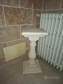 colonnina pietra leccese