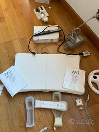 Console Wii con accessori e balance board