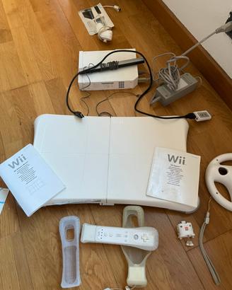 Console Wii con accessori e balance board