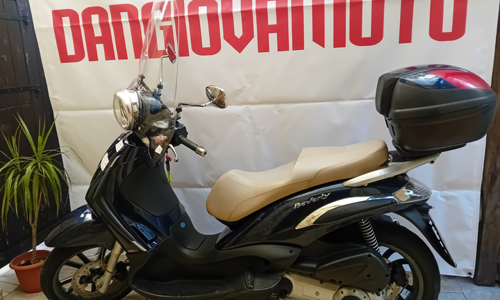 Piaggio beverly 300cc tourer