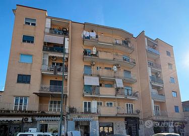 Appartamento arredato a Via Pigna 12 Napoli