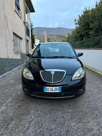 Lancia Ypsilon Multijet 