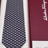 Cravatta Salvatore Ferragamo NUOVA