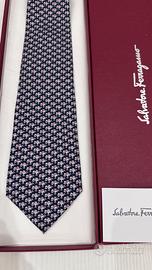 Cravatta Salvatore Ferragamo NUOVA