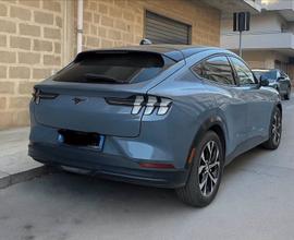 FORD Mustang Mach-E