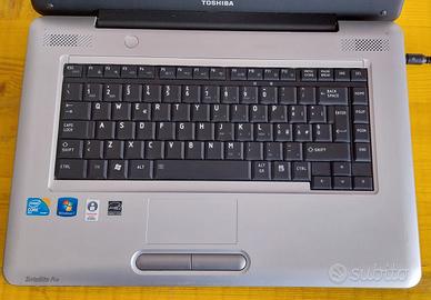 PC TOSHIBA satellite pro
