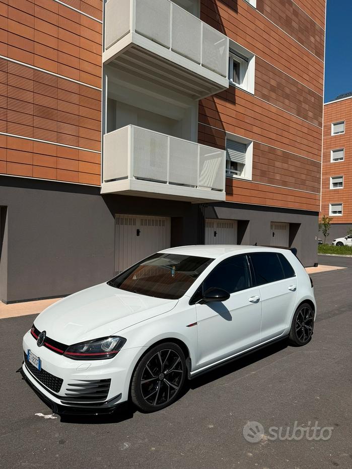 VOLKSWAGEN Golf 7ª serie