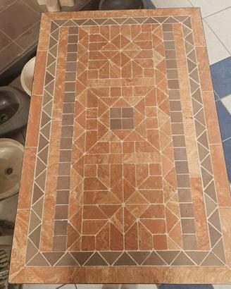 tavolo con mosaico base ferro