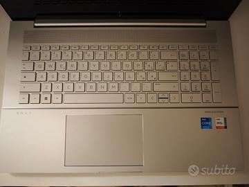 Notebook hp 17.3", 32 gb ram, 1 tb ssd