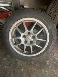 TRENO PNEUMATICI INVERNALI