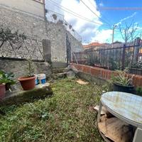 CASA SEMINDIPENDENTE A SARZANA