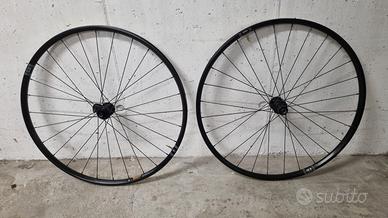 COPPIA DI RUOTE/CERCHI GRAVEL IN ALLUMINIO WTB I23