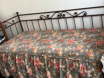 Letto singolo in ferro battuto