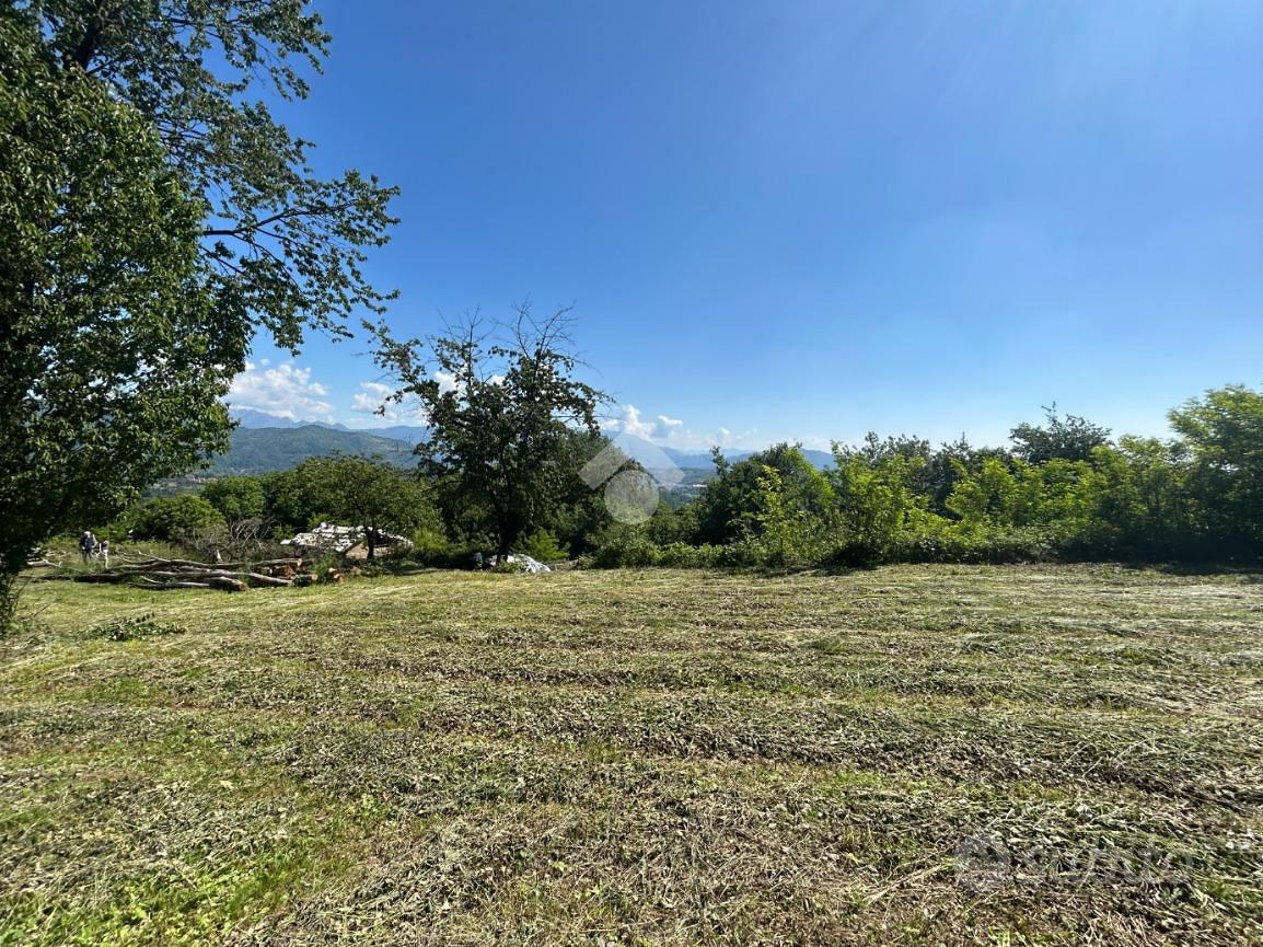 TERRENO A MONTEVECCHIA - Vista 2