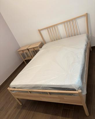 Letto Ikea BJÖRKSNÄS con materasso e 2 comodini