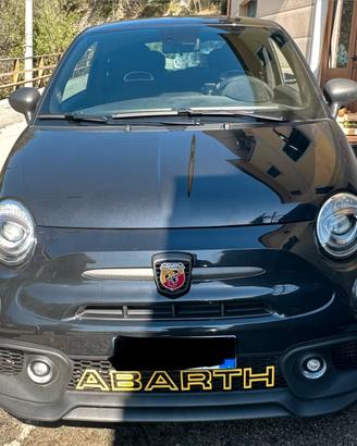 Fiat 500 Abarth 695