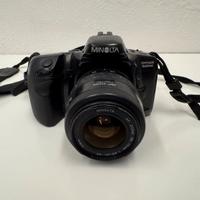 Minolta dinax 500si analogica con 35-70mm