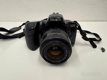Minolta dinax 500si analogica con 35-70mm