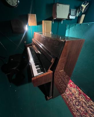 Pianoforte Acustico Cherny