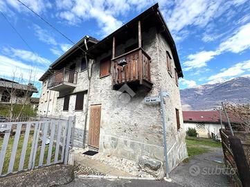 CASA SEMINDIPENDENTE A FAEDO VALTELLINO
