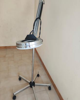 lampada per estetista 