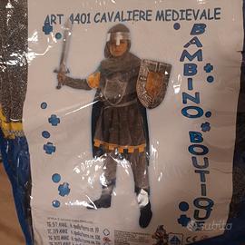 Vestito di carnevale CAVALIERE MEDIEVALE 7/9 anni