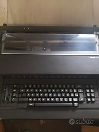 Macchina per scrivere Olivetti ET 121 
