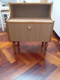 comodino arte povera 