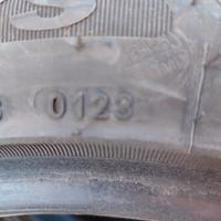 gomme al 80 x cento prezzo 60  tutte e due 