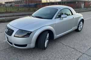 Audi TT Roadster 1.8T 150cv – 35.000 km