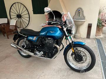 Moto guzzi V7