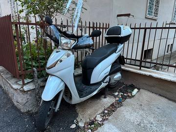 Sh 300