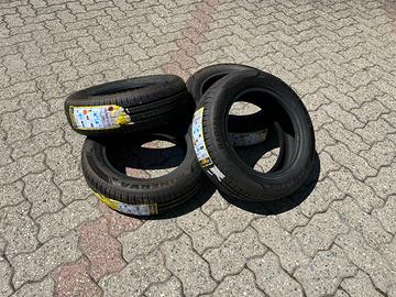 4 gomme nuove Minerva 155/65 R13 73T mai usate
