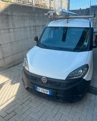 Fiat doblo 1.6 mltj 105cv con allestito