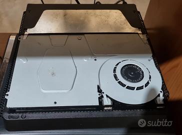 ps4 perfettamente funzionante senza coperchio