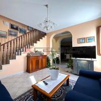 CAVARZERE - VILLA SINGOLA CON TERRENO