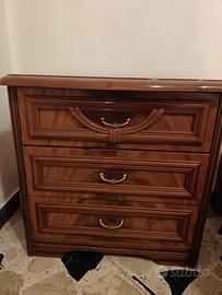 Coppia comodini classici in legno a 3 cassetti