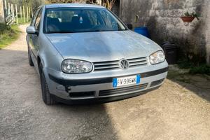 VOLKSWAGEN Golf 4ª serie - 2019