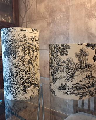 Coppia di Paralumi in tessuto Toile du Jouy