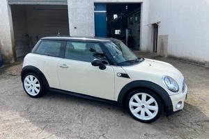 Mini 1.6 16V Cooper D