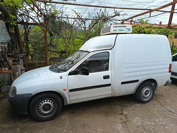  Furgone Opel combo 
