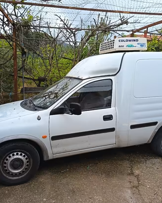  Furgone Opel combo 