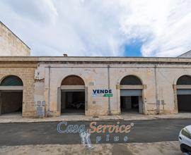 Locali allo stato rustico con volte a stella