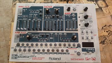 Roland  sh32  synth