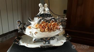 Capodimonte zuppiera rifinita oro