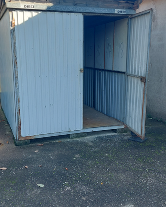 Box container