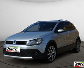 VOLKSWAGEN - Polo - Cross 1.4 TDI DSG BlueMotion