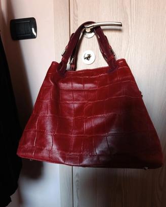 Borsa in vera pelle colore burgundy stampa cocco 