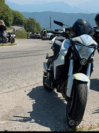 Honda cb1000r limited edition
