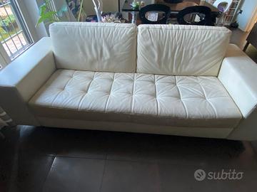 Divani in vera pelle